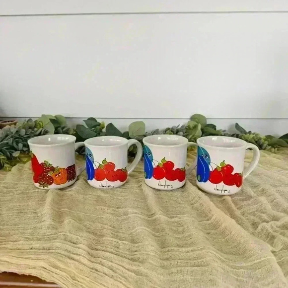 Nancy Lynn Daekor mugs Anthropomorphic Fruit Face ceramic coffee cup Berries 80s - Picture 2 of 10